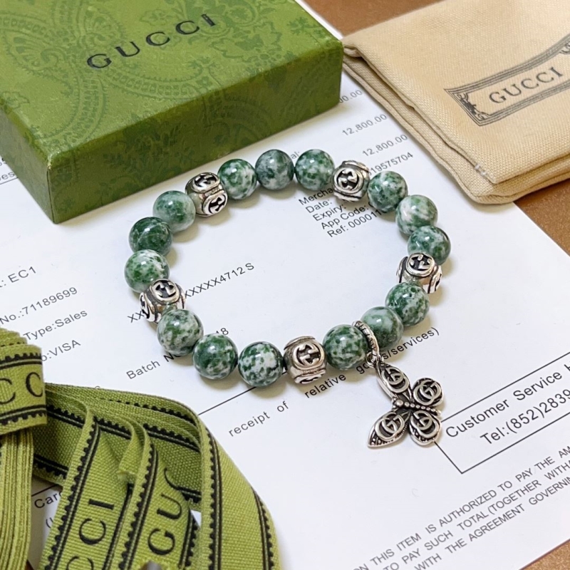 G*u*i bracelets